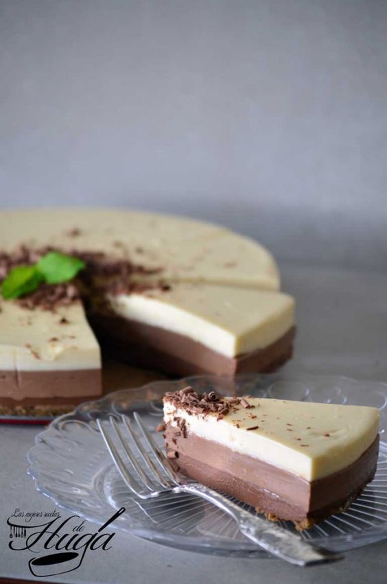 Tarta tres chocolates porción