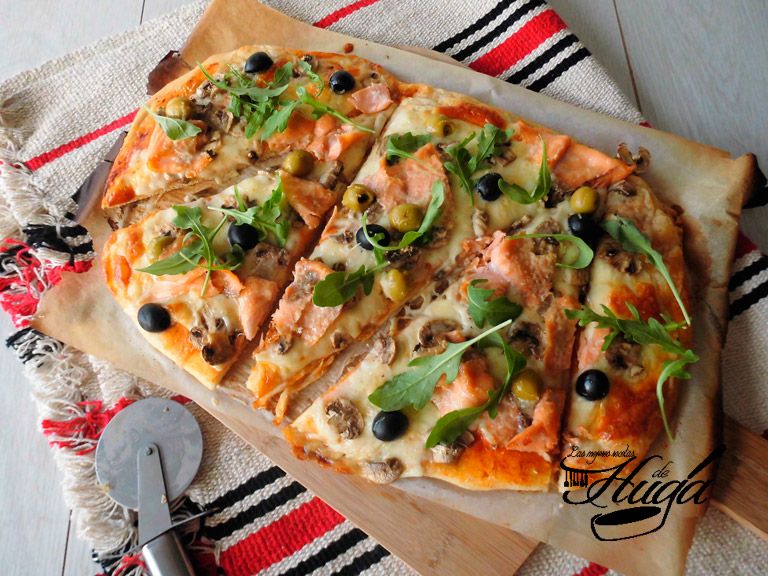 Pizza vegetal de salmon ahumado