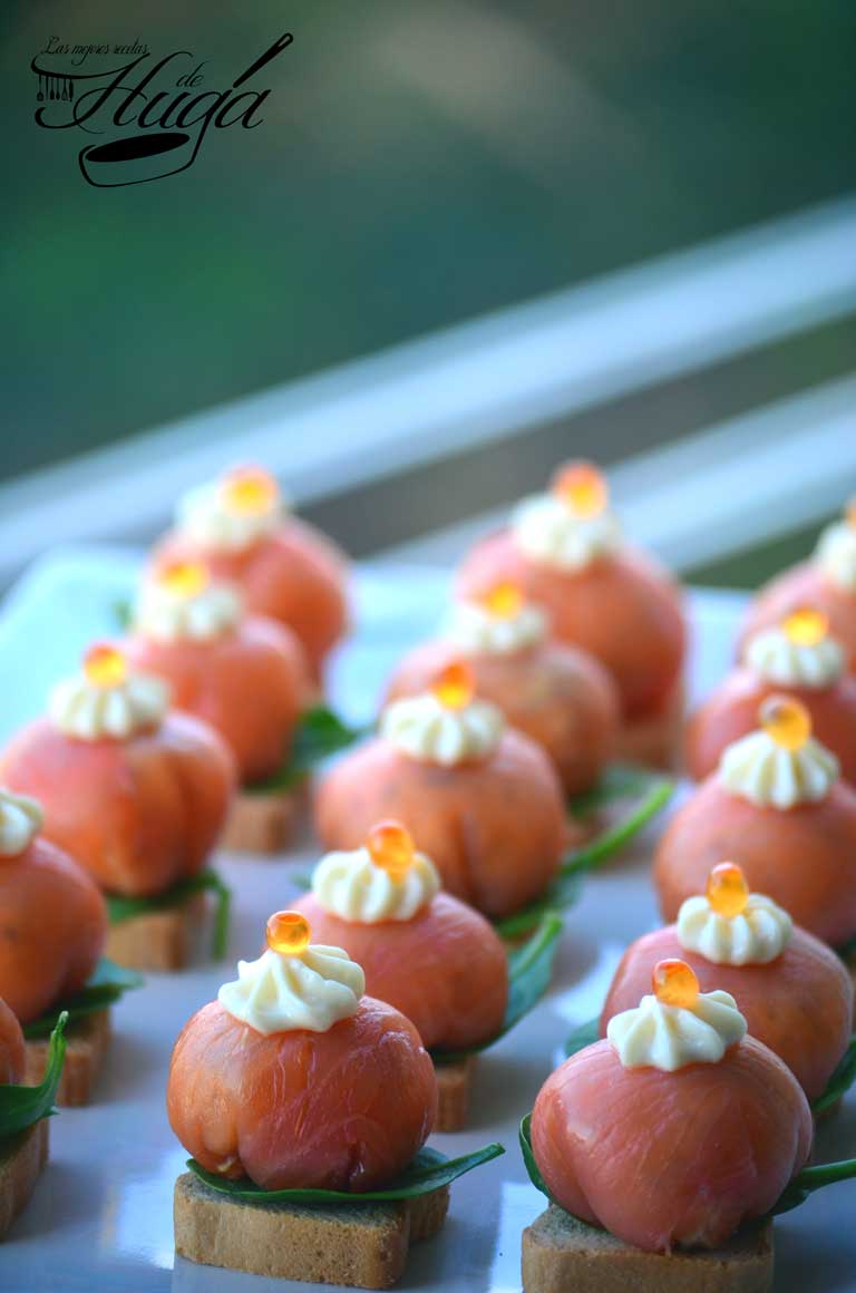 Bombones de salmón ahumado presentación