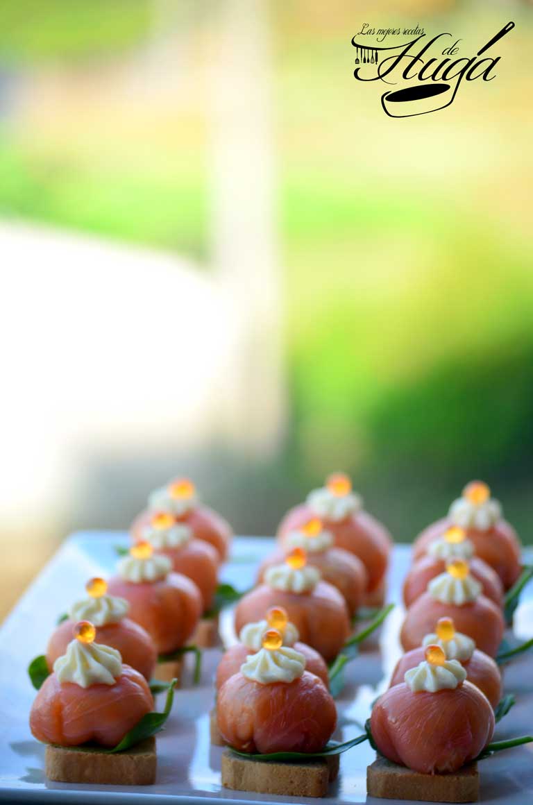 Bombones de salmón ahumado fondo