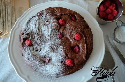 Brownie con frambuesas