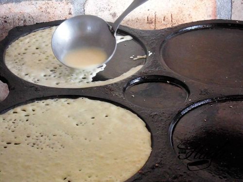 filloas cocinando una