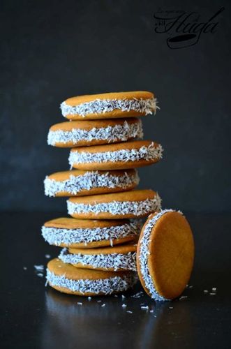 Alfajores Argentinos apilados